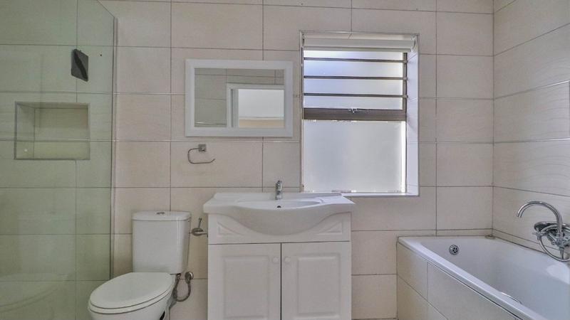 4 Bedroom Property for Sale in Hartenbos Landgoed Western Cape